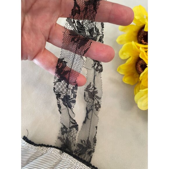 Y2K Poleci Black & White Lace Camisole Top - Size M - Picture 7 of 7